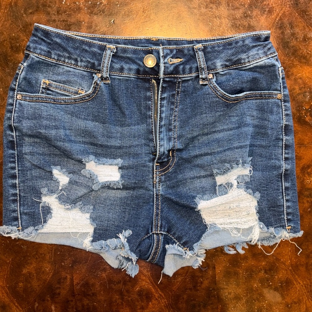 REFUGE MIAMI High-Rise Distressed Denim Shorts ☀️